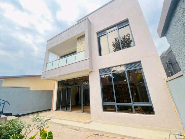 unfurnished-house-for-rent-in-kibagabaga-5bed5bath-big-0