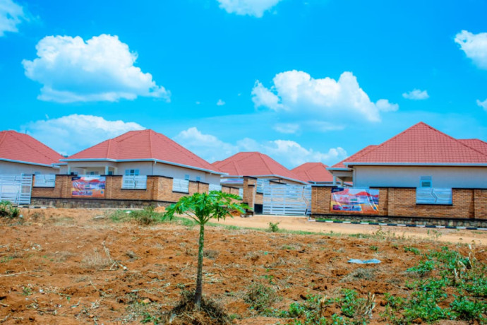 maranyundo-estatehouses-for-sale-in-bugesera-big-0