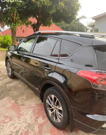 toyota-rav-4-hybrid-for-sale-big-3