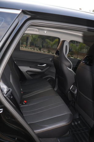 ep-063-2025-byd-sealion-05-dm-i-plug-in-hybrid-suv-location-kigali-rwanda-big-9