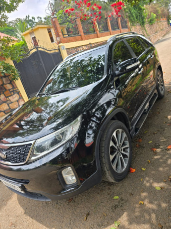 kia-sorento-big-0