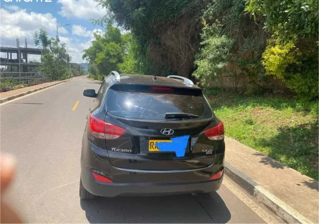 hyundai-tucson-big-2