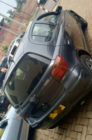 toyota-yaris-big-1