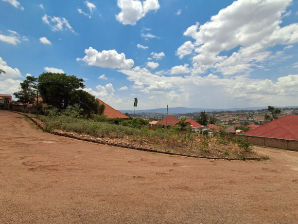 kimironko-residential-plot-for-sale-130million-big-0