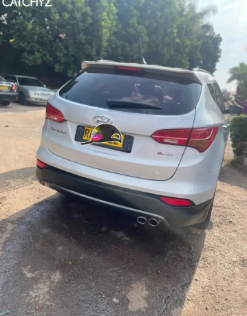 hyundai-santa-fe-2012-automatic-big-4