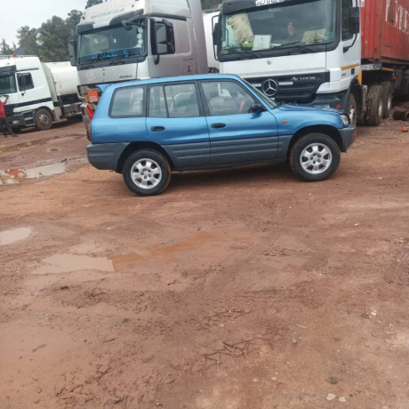 toyota-rav4-big-0