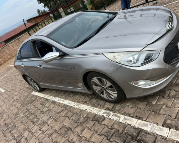 hyundai-sonata-big-2