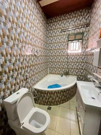 kibagabaga-unfurnished-5bedrooms-house-for-rent-at-1000-in-good-location-big-8