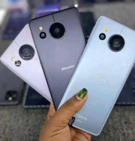 aquos-senses-7-big-0