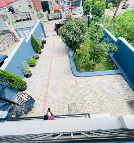 apartment-tugurisha-ahantu-heza-mumiturire-kandi-kumuhanda-big-0
