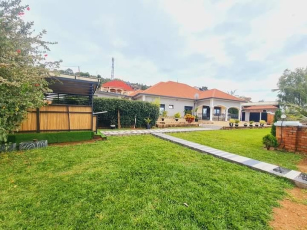 rebero-fully-furnished-house-for-rent-in-kigali-big-1
