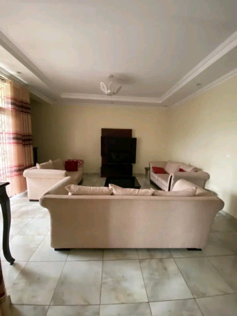 gacuriro-3bedrooms-apartment-for-rent-in-1000-or-800-in-good-location-big-2