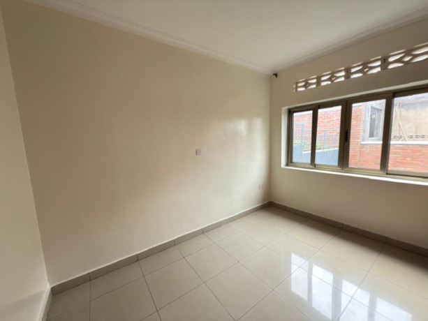 gacuriro-unfurnished-house-for-rent-in-kigali-big-2