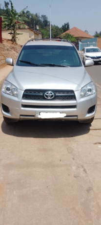 toyota-rav4-big-0