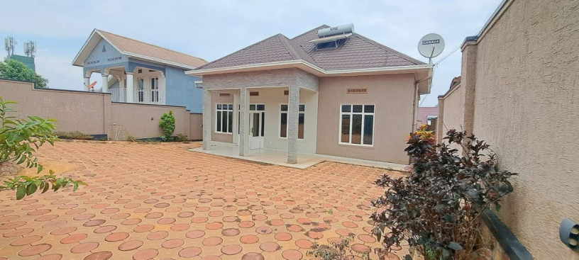 house-for-sale-near-freedom-house-in-prime-neighborhood-big-0