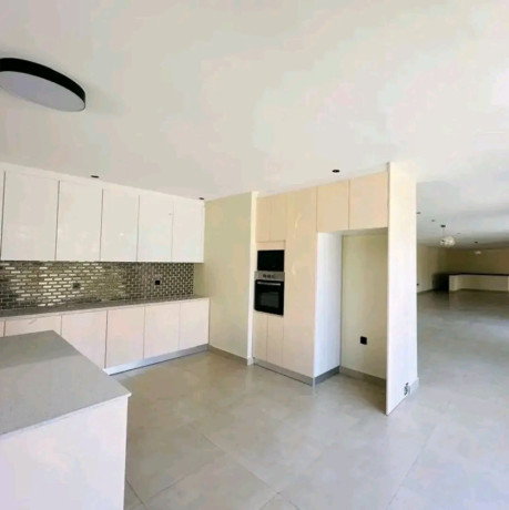 kigali-stunning-house-available-for-rent-in-kiyovu-big-5