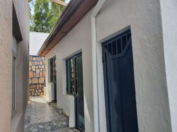 kigali-house-for-sale-in-gacuriro-big-8
