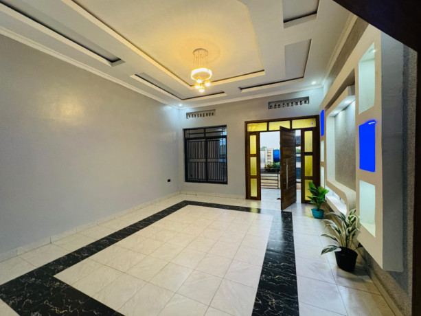 kigali-rwanda-house-for-rent-in-kanombe-busanza-big-5