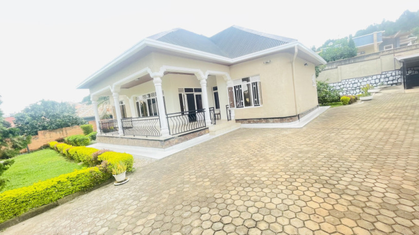 kibagabaga-near-green-hills-academy-5bedrooms-house-for-sale-on-tarmac-road-at-350m-big-1