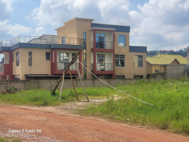 nyarutarama-plot-for-sale-big-2