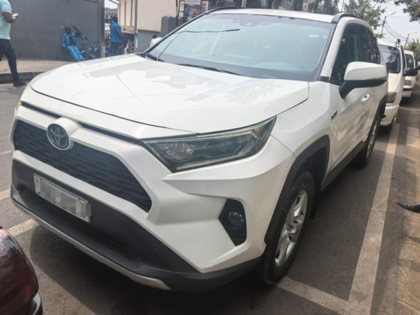 toyota-rav4-big-3