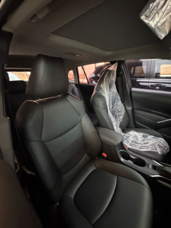 toyota-corolla-hybrid-2025-black-sedan-for-sale-big-8