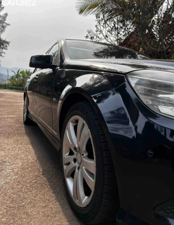 benz-c200-cgi-2010-automatic-for-sale-big-2