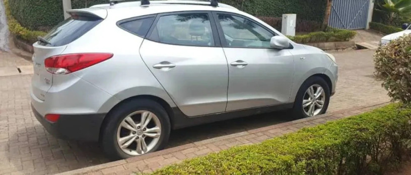 hyundai-tucson-big-0
