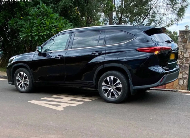 toyota-highlander-hybrid-for-sale-big-1