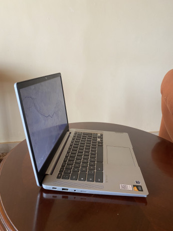 lenovo-ideapad-slim-3-chromebook-14m868-model-with-128gb-storage-big-1