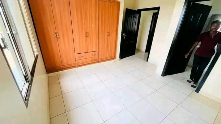 gacuriro-umucyo-house-for-sale-bedrooms-3-bathrooms-200m-320square-meters-3-bedrooms-3-bathrooms-big-6