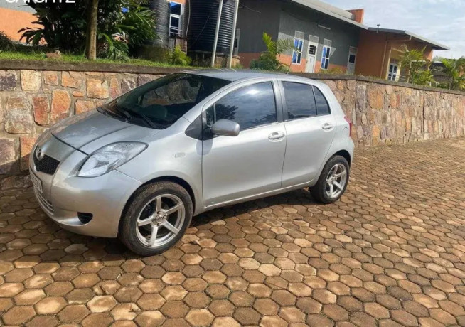 toyota-yaris-big-2
