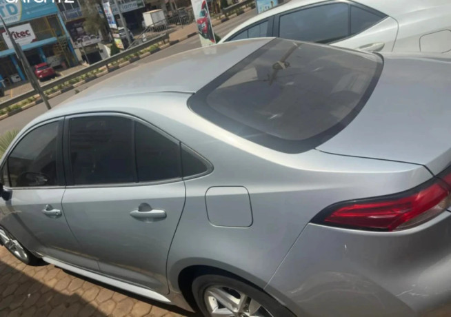 toyota-levin-hybrid-automatic-for-sale-big-3