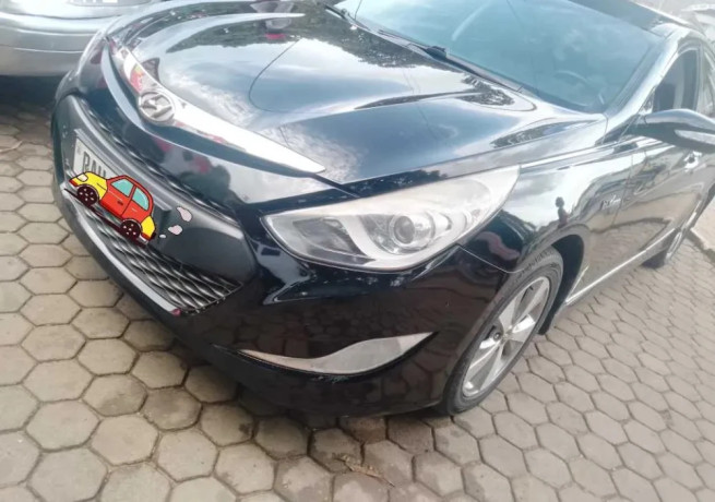 hyundai-sonata-hybrid-automatic-for-sale-big-4