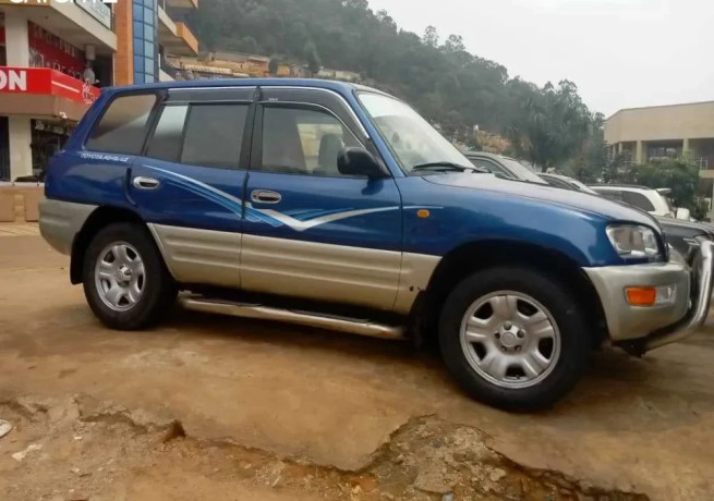toyota-rav4-big-1