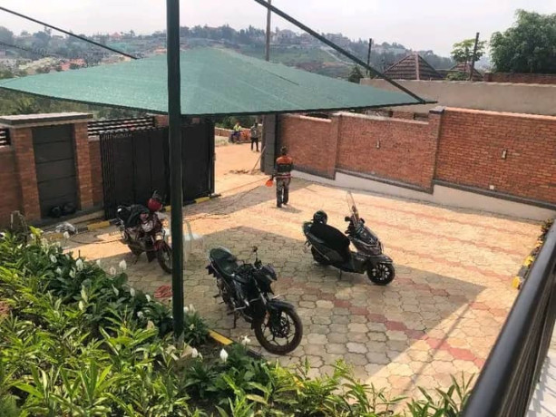 kibagabaga-kigali-gorgeous-house-for-sale-at-550millions-big-2