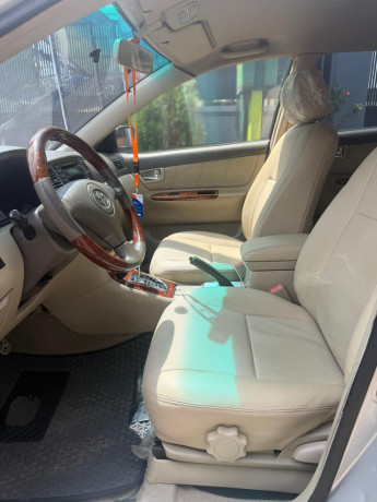 toyota-corolla-altis-2006-clean-reliable-fuel-efficient-big-2