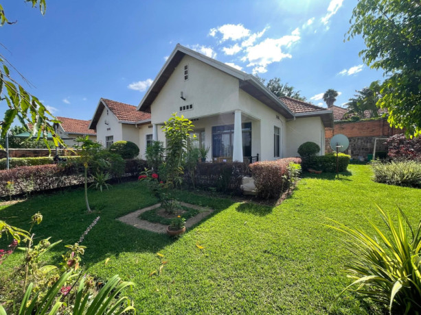 full-furnished-house-for-rent-in-gacuriro-big-2