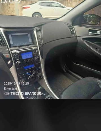 hyundai-sonata-hybrid-2012-for-sale-big-4