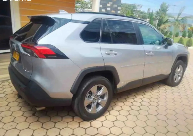 toyota-rav4-hybrid-2022-for-sale-big-2