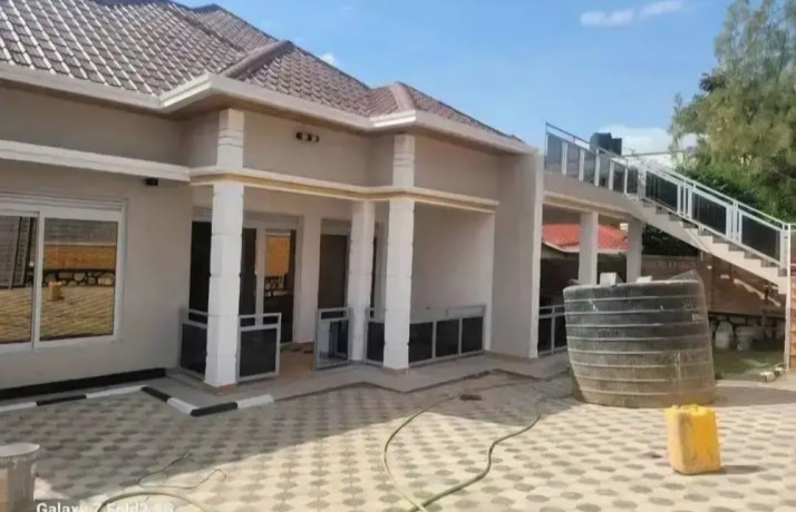 kimironko-bibare-hause-for-sale-big-0