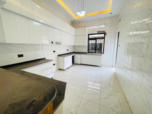 kicukiro-niboye-kigali-gorgeous-house-for-sale-big-9
