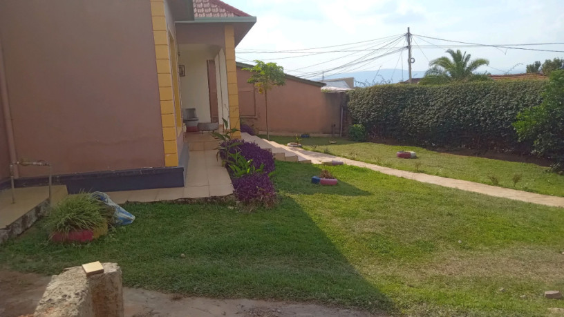 kigali-house-for-sale-in-remera-big-6