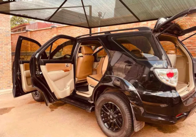 fortuner-for-sell-hot-deal-big-0