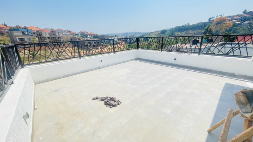 kibagabaga-5bedrooms-new-villa-for-sale-at-315m-on-tarmac-road-big-14