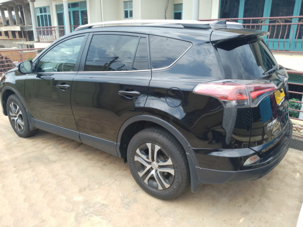 toyota-rav4-big-2