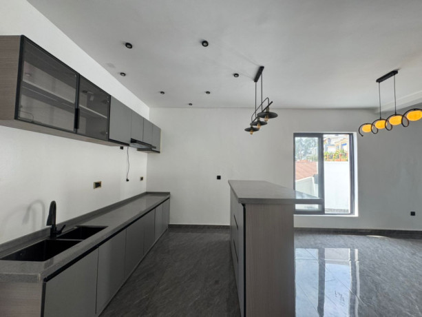 gacuriro-house-for-sale-in-kigali-big-6