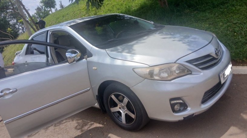 toyota-corolla-big-2