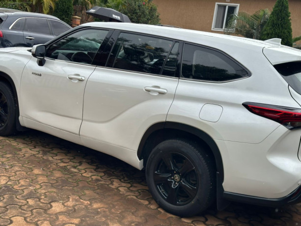 toyota-highlander-big-3