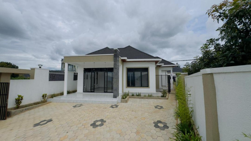 kigali-house-for-sale-with-swimming-pool-big-4